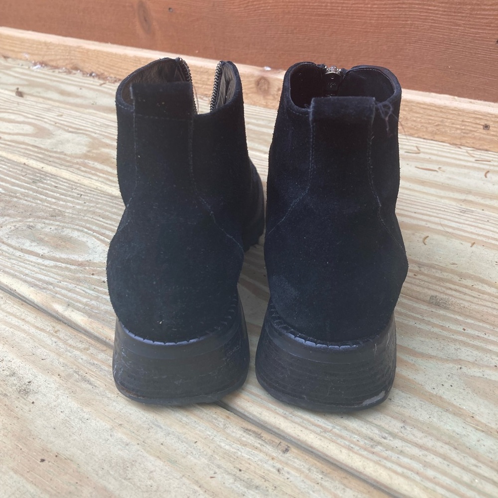 90s KENNETH COLE Suede Ankle Boots - Picture 7 of 16